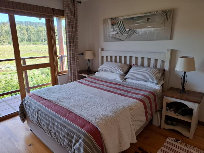 To Let 4 Bedroom Property for Rent in Sedgefield Rural Western Cape
